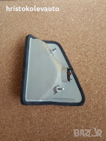 Мигач десен бял MERCEDES 207-307 5245481, снимка 2 - Части - 40082426