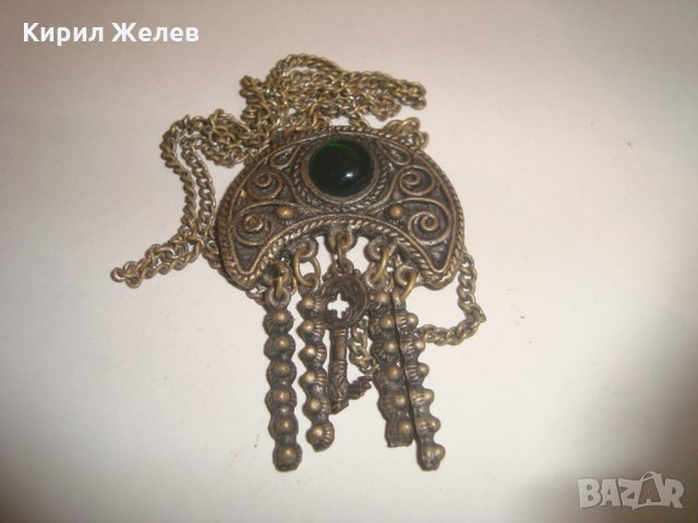САЧАНЕНО СТАРИННО ВЪЗРОЖДЕНСКО УКРАШЕНИЕ със СМАРАГД ЗЕЛЕН КАМЪК и КЛЮЧЕ БРОНЗ 15133, снимка 8 - Антикварни и старинни предмети - 30550111