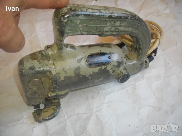 AEG Немска Професионална ЕЛЕКТРИЧЕСКА НОЖИЦА  за рязане на ламарина 2,5 мм 6,0кг 620W Старо качество, снимка 11 - Други инструменти - 47351681