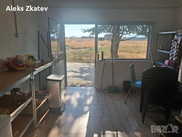 продавам гараж в гр.мъглиж, снимка 6 - Гаражи и паркоместа - 55832826