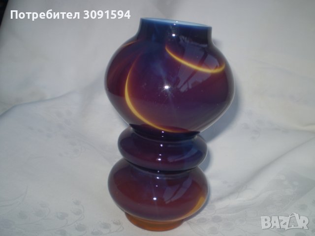 Ваза Ръчно Изработено Красиво Двупластово Стъкло кафява и жълто