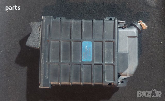 Компютър Двигател VW Голф 2 - Джета - Ауди 80 - 0280800104 - 811906264 N, снимка 3 - Части - 44217410