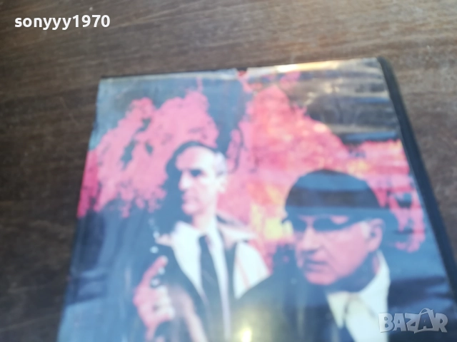 УБИЙСТВА ПО ЗДРАЧ-ORIGINAL VHS VIDEO TAPE 1910251644, снимка 5 - Други жанрове - 52107960