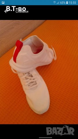 Adidas бели маратонки, снимка 4 - Маратонки - 34328008
