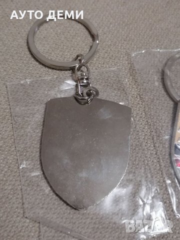 Качествен неръждаем метал ключодъжател с релефна емблема на Порше Porsche кола автомобил джип, снимка 6 - Аксесоари и консумативи - 35356001