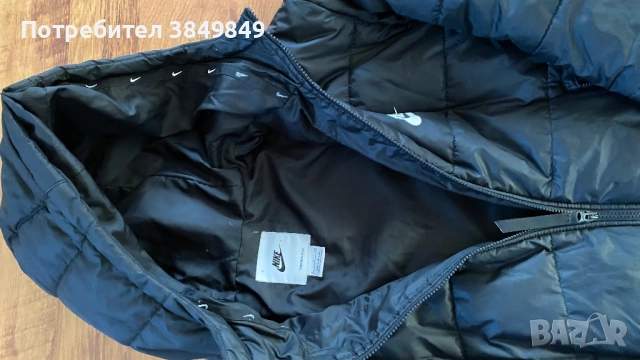  Nike M/L дълго яке, снимка 3 - Якета - 52838937