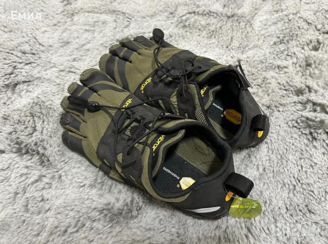 Нови! Vibram Fivefingers V-Trail 2.0, Размер 43, снимка 8 - Спортни обувки - 49547427