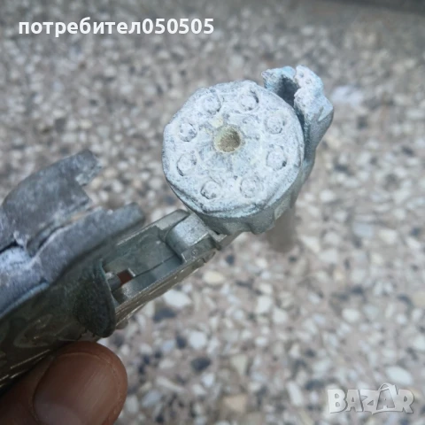 Пистолет на Кабзи Алуминиев, снимка 2 - Други стоки за дома - 50679849