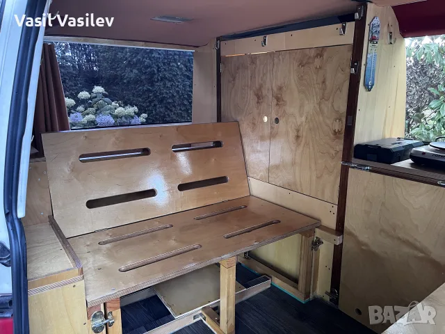 VW t4 Caravelle кемпер 2,5tdi Швейцария, снимка 6 - Каравани и кемпери - 56144940