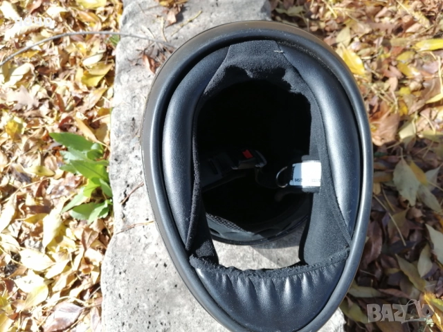 Каска за мотор XL Airoh кажи-речи нова, снимка 3 - Аксесоари и консумативи - 52240760