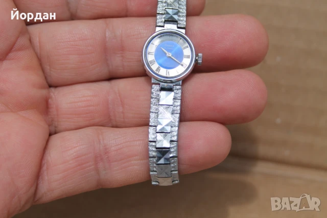 СССР дамски часовник ''Чайка'', снимка 2 - Дамски - 50496796