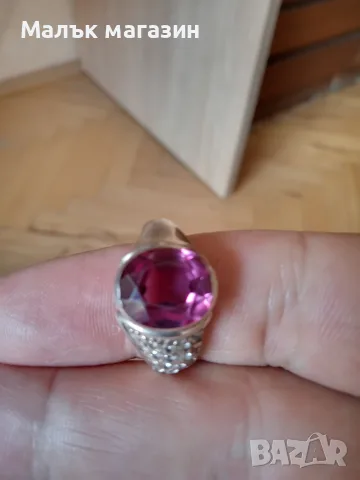 Голям сребърен пръстен с камъни сребро