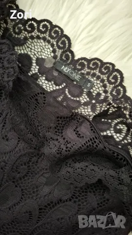 УНИКАЛНА Кукленска рокля с дантела и отворени рамене, снимка 4 - Рокли - 48031606