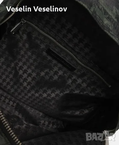 Чисто нова мъжка чанта Karl Lagerfeld Backpack K/Monogram Graphic, снимка 3 - Чанти - 56023133