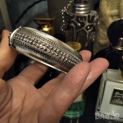 Стара масивна сребърна гривна ръчна изработка , снимка 2 - Гривни - 40824900