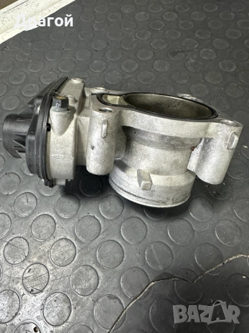 Дроселова клапа и педал за газта за Ford 1,8/2,0 бензин, снимка 2 - Части - 50184565