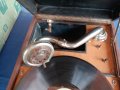 Стар грамофон с манивела, снимка 12