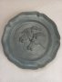 Метална чиния -цинк, снимка 1 - Антикварни и старинни предмети - 42917849
