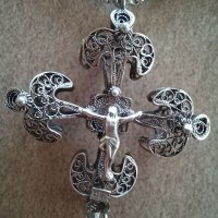 Ръчно изработен кръст от сребърен филигран, снимка 1 - Колиета, медальони, синджири - 39549779