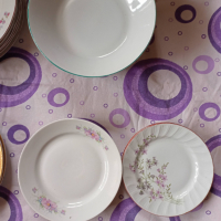 Български порцеланови чинии, снимка 6 - Чинии - 44793527