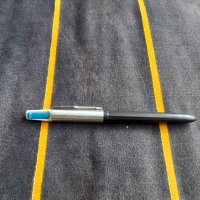 Стара двуцветна писалка,химикал,химикалка Zenith, снимка 1 - Други ценни предмети - 37087597