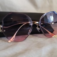 Дамски слънчеви очила с интересна форма , снимка 1 - Слънчеви и диоптрични очила - 42889813