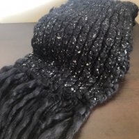 Плетен шал с метални нишки, снимка 1 - Шалове - 29423637