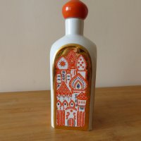 Украинска порцеланова бутилка 1980 г, снимка 2 - Аксесоари за кухня - 42785042