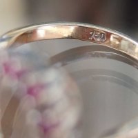 Златен пръстен 18к. 750 подкова рубини, снимка 5 - Пръстени - 29840363