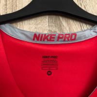 Дамска тениска Nike Pro , снимка 5 - Тениски - 36552958