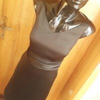 Черна елегантна рокля под коляно С, снимка 5 - Рокли - 29770554