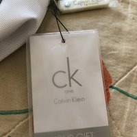 Унисекс чанта (несесер) Calvin Klein, снимка 4 - Чанти - 36832865