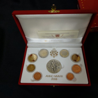 Ватикана PROOF 2008 г. - комплектен сет от 1 цент до 2 евро + възпоменателен сребърен медал, снимка 5 - Нумизматика и бонистика - 44736907