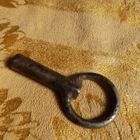 Стар ключ, снимка 2 - Антикварни и старинни предмети - 42559475