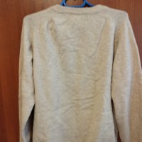 Продавам вълнен пуловер унисекс L размер, снимка 2 - Блузи с дълъг ръкав и пуловери - 42847681