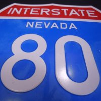 СТАРА РЕТРО АЛУМИНИЕВА ТАБЕЛКА INTERSTATE 80 NEVADA, снимка 5 - Антикварни и старинни предмети - 42790822