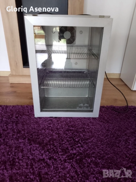 Хладилна витрина, снимка 1