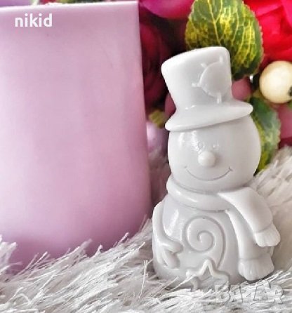 3D Снежен човек с въртел и звезда на корем силиконов молд форма фондан гипс шоколад свещ декор, снимка 1