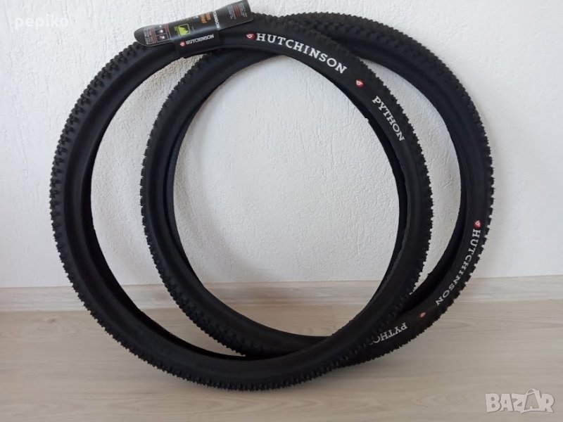 Продавам колела внос от Германия НОВИ оригинални гуми предна и задна HUTCHINSON PYTHON 26 х 2,00, снимка 1