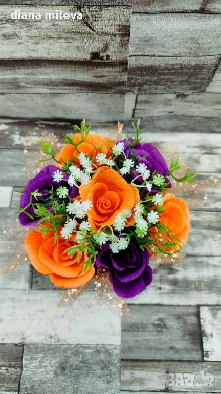 Кашпа с рози от креп хартия!!, снимка 1