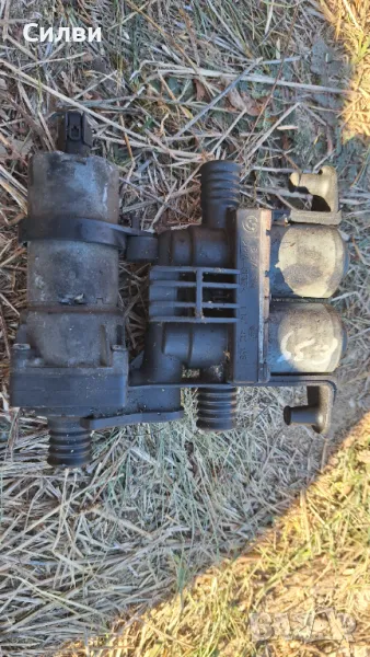 Помпа с клапани за парно климатик от БМВ е39 525ТДС 2,5тдс 143кс. за BMW 2.5TDS 525 e39, снимка 1