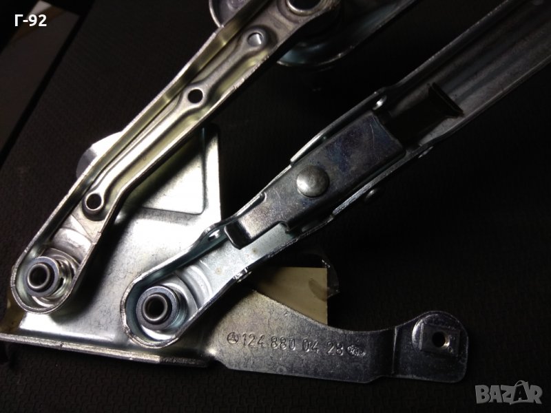 A1248800428**NEU**MERCEDES-BENZ**W124**Панта за преден капак (дясна)**, снимка 1