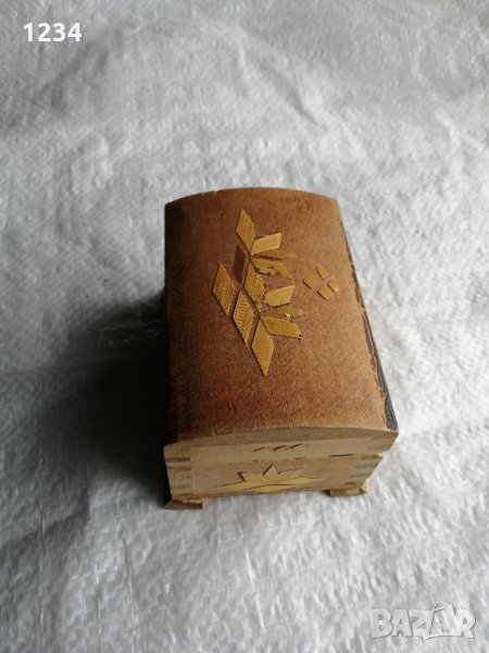 Дървена кутия 10 см. , снимка 1
