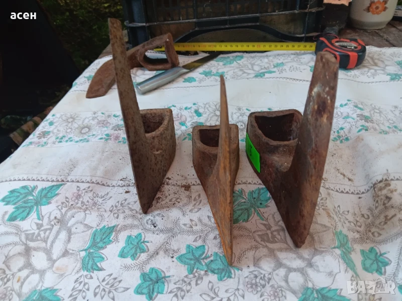 стари брадви 2, снимка 1