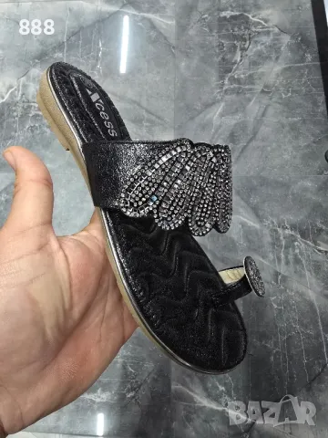 дамски чехли , снимка 2 - Чехли - 50067138