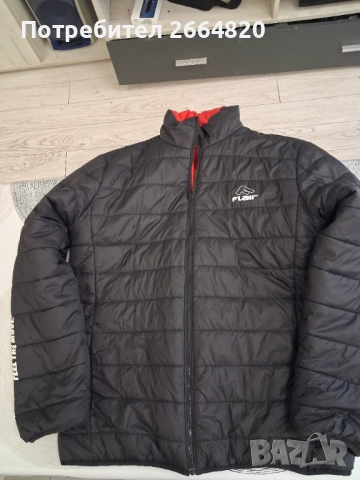 Продавам зимно дамско яке Flair с две лица