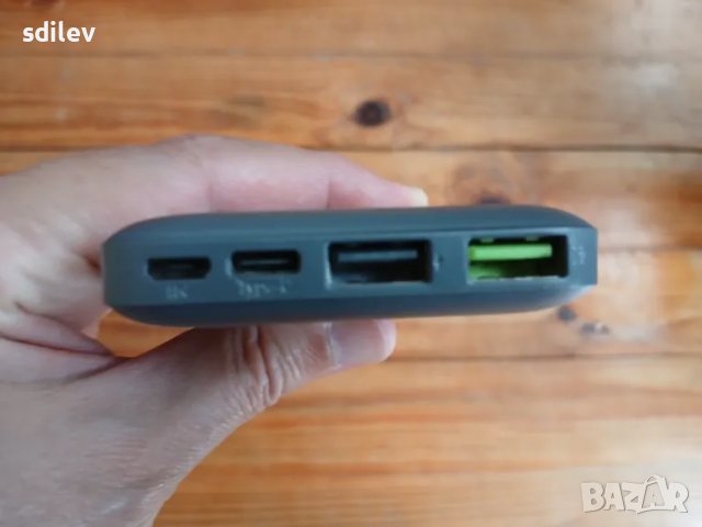 Външна Батерия/Power Bank/-10 000 Ah, снимка 2 - Външни батерии - 47327290