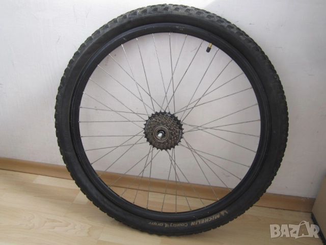 Задно колело 26" за велосипед с венец 7 скорости
