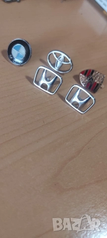 Брошки за дрехи с емблеми на автомобили BMW , Mercedes, Volkswagen, Honda ,Toyota , Audi ! , снимка 6 - Други - 53323007