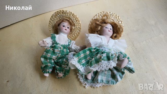 Двойка красиви порцеланови кукли с движещи крайници 